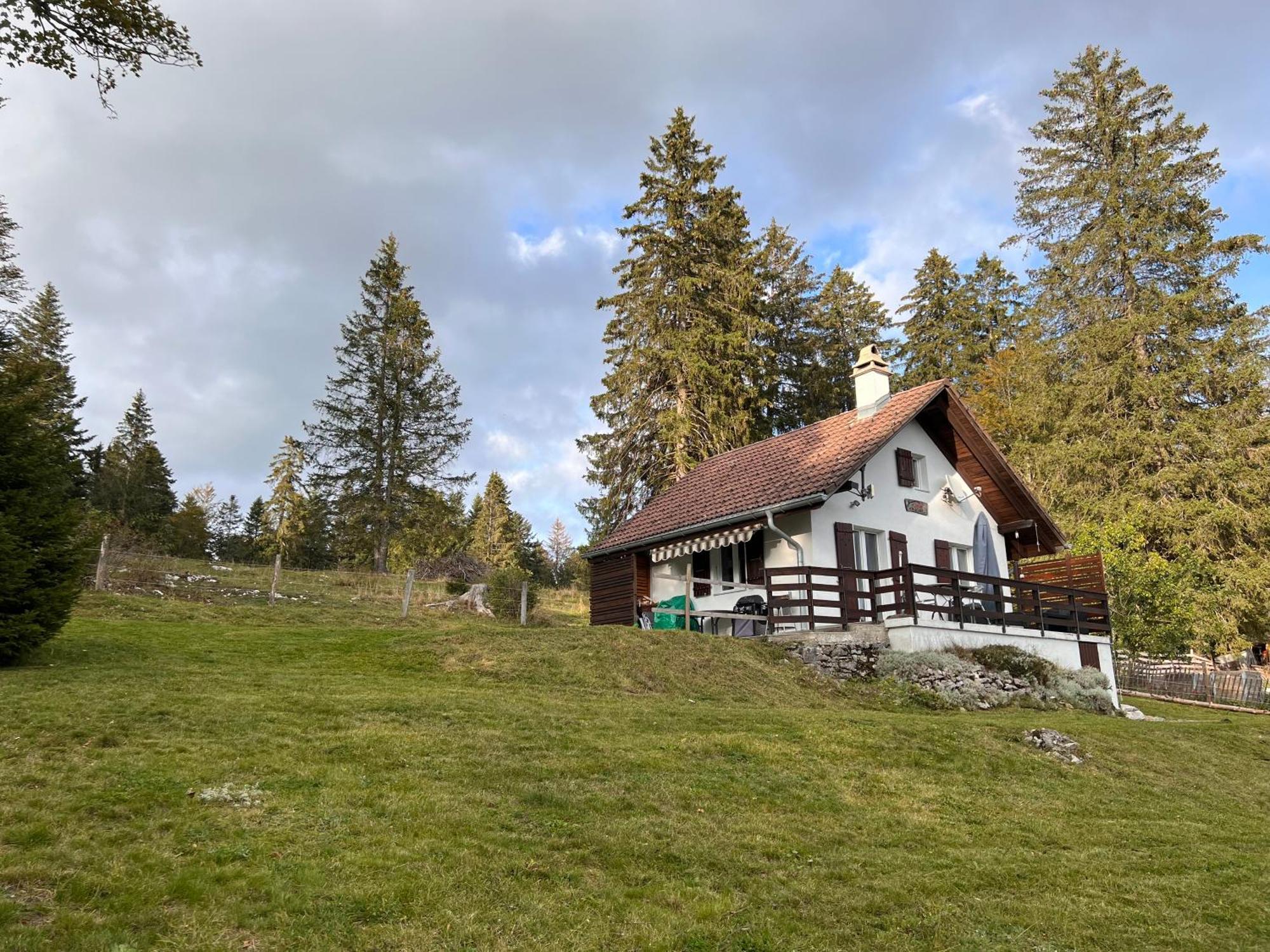 Le Joly Chalet Villa Saint-Imier Екстериор снимка